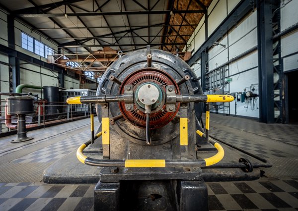 Turbine in the machine hall