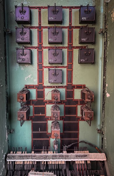 Switchgear busbars