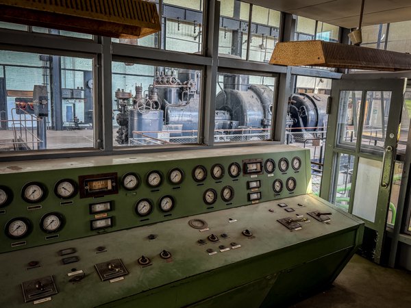 Control desk