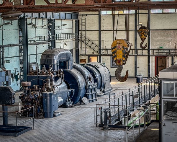 Machine hall with crane hook