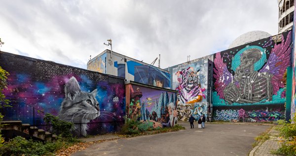 The open-air gallery